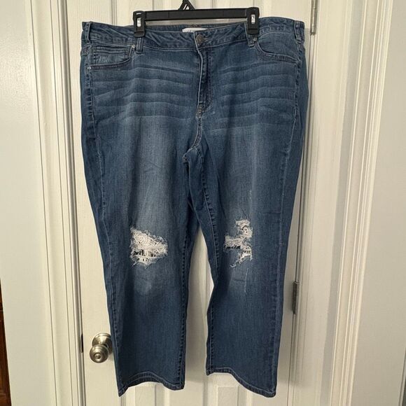 Lane Bryant Women’s Distressed Blue Jeans Size 22 Plus - Picture 1 of 9